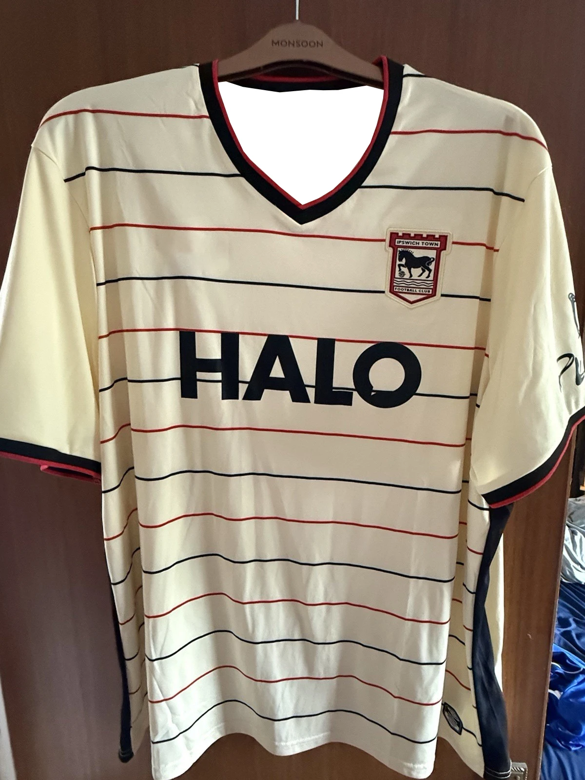 2026_2027 Ipswich Englische Fußballvereine Trikot Herren- und Damen-Sport-Übergrößen Atmungsaktive Schnelltrocknende Streetwear-Oberteile – Detail 5