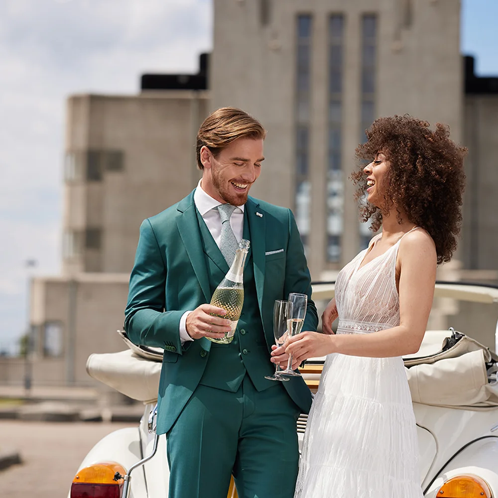 

Fashion Emerald Men Suits 3 Piece Chic Notch Lapel Single Breasted Suit Business Casual Formal Elegant Groom Wedding Tuxedo