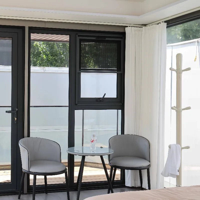 Modern Outdoor Capsule Cabin Featuring EU Standard Sockets And Stable PPR Plumbing For Commercial Guest Accommodation