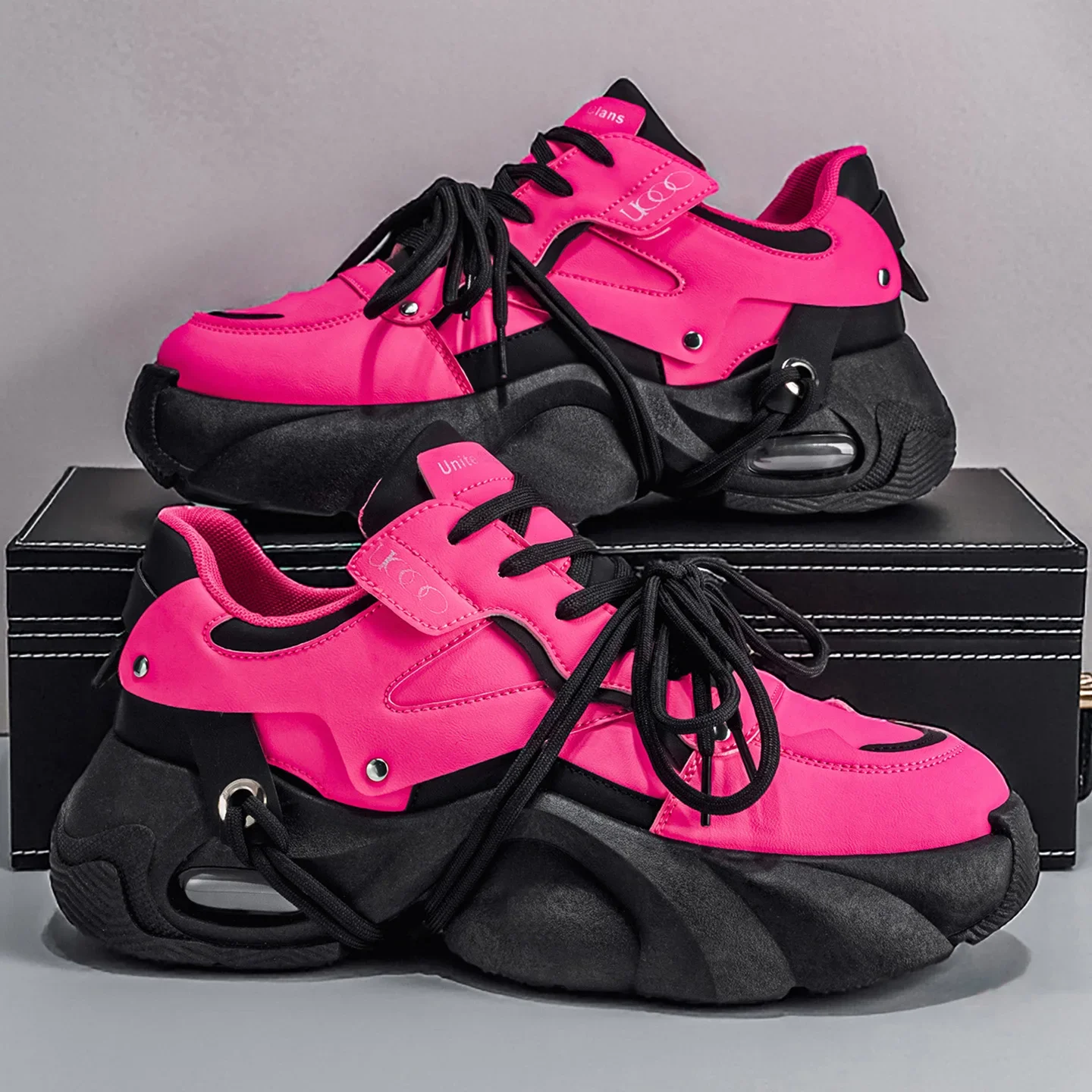 2026 New AutumnTrendy Men's Non-Slip Wear-Resistant Athletic Casual Shoes Thick-Soled Height-Increasing Dad Shoes