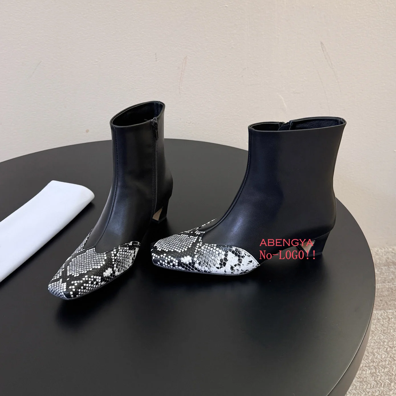 2026 Winter New Leather Middle Calf Boots Women Square Toe Side Zip Short Ankle Boots Designer Casual Party Chelsea Boots Women