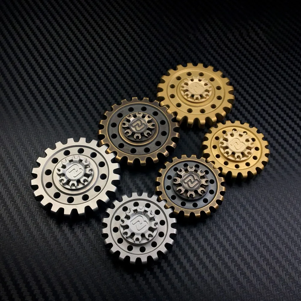 MCZHI EDC ゴーストクローチタン中空 R188 ベアリングキャップジャイロフィジェットスピナーロックフィジェットおもちゃ大人用おもちゃアクセサリー