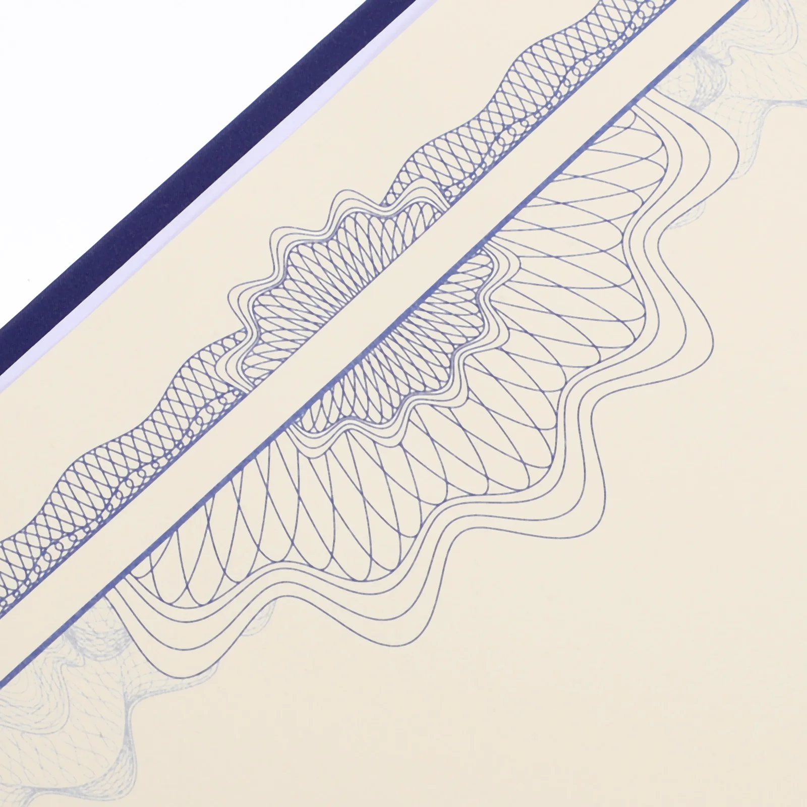 

Elegant Certificate Cover Premium Paper Certificate Holder For Award Diploma Protection Document Paper Cover