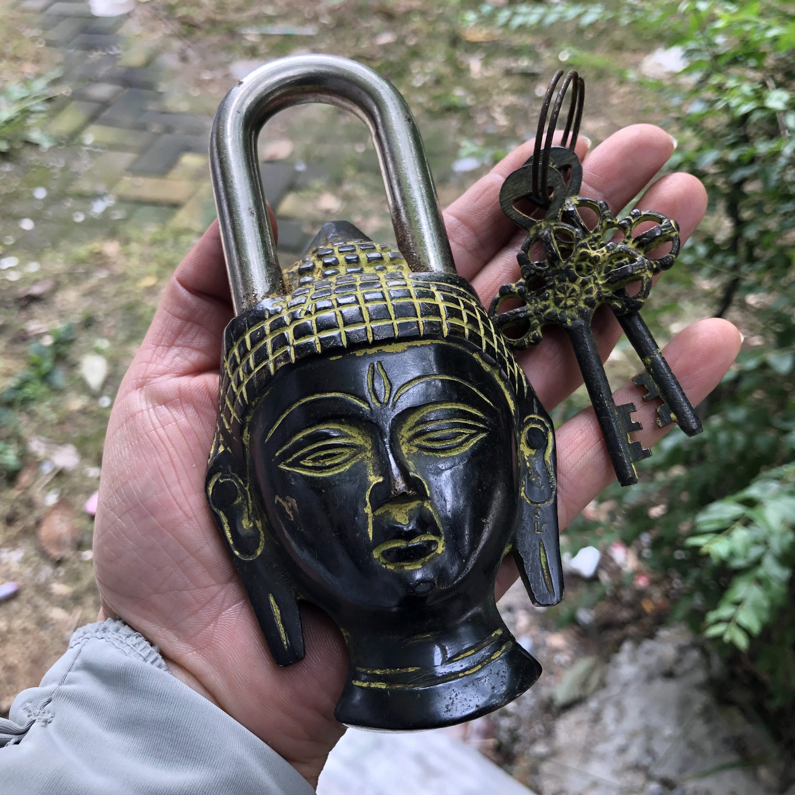 Vintage Antique Tibetan Nepalese copper buddha head statue padlock  bottom six-character mantra Collection of ancient locks