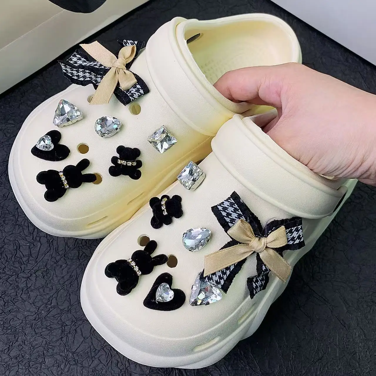 

Изысканные аксессуары для обуви, 14 шт., набор с бриллиантами и бантом черного медведя и другие изысканные аксессуары для украшения обуви, украшения можно использовать в качестве подарков