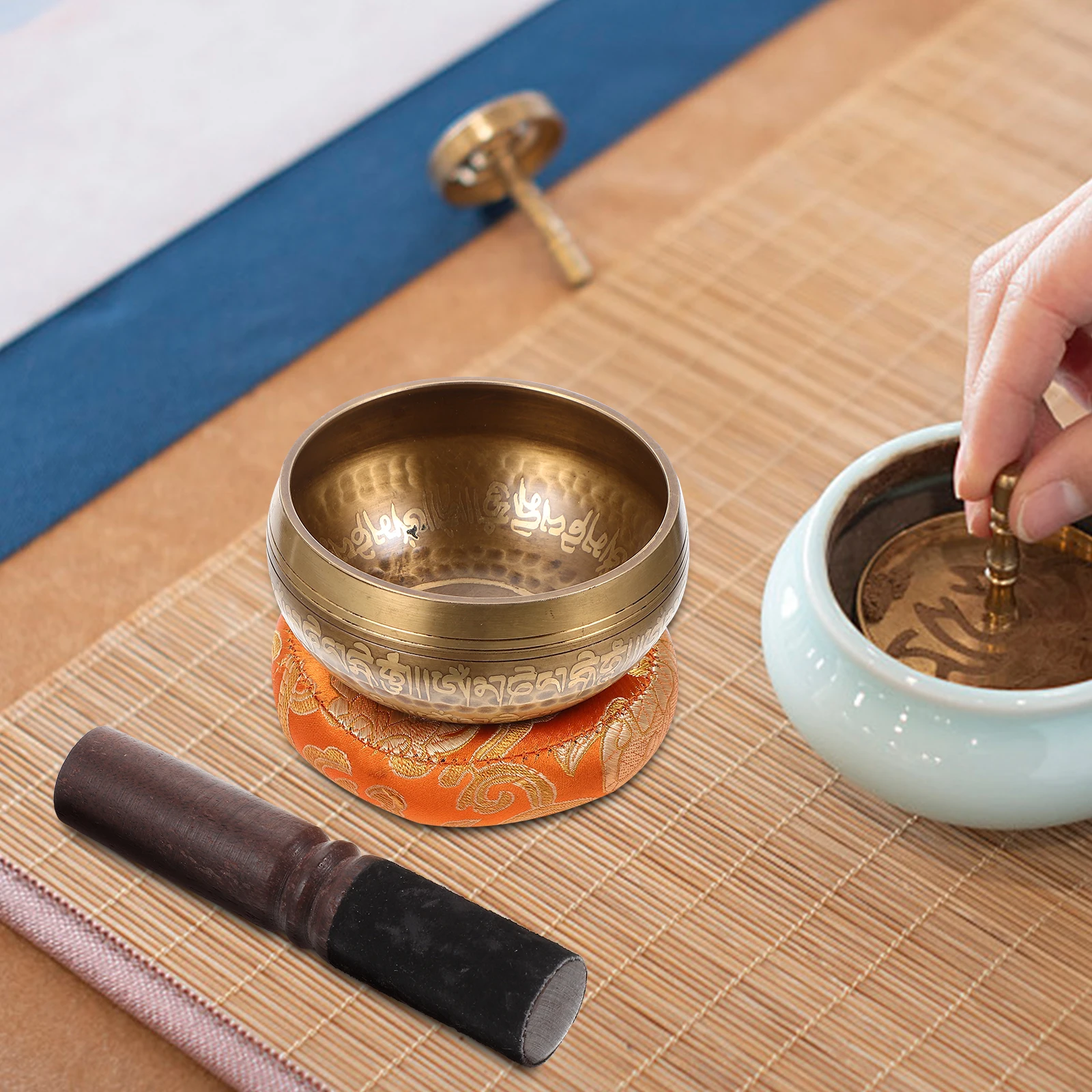 

Exquisite 9CM Meditation Singing Bowl Handcrafted With Stick And Mat Sound Bowl For Mindfulness Practice