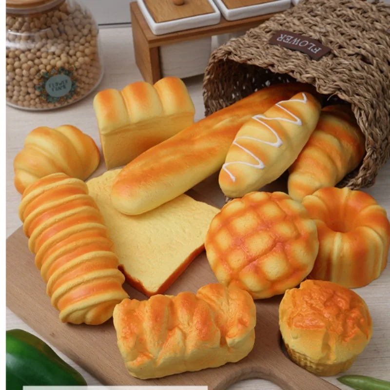 

Ароматизированная мягкая игрушка-антистресс в виде хлеба/торта, медленно восстанавливающая форму, имитация еды, милый кавайный декор для дома, для девочек и детей