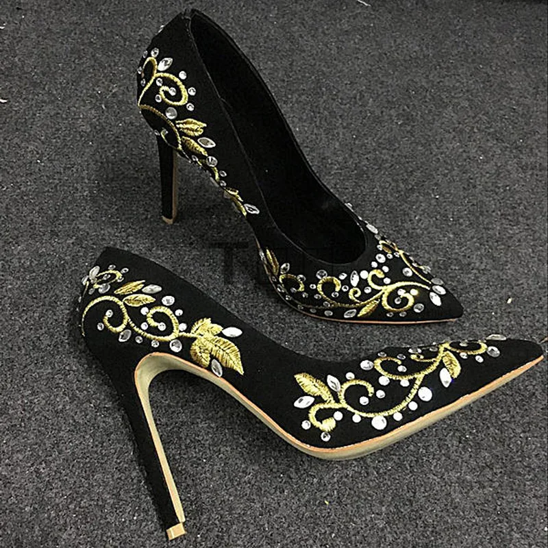 

Gold Silver Floral Embroidery with Rhinestone Pumps Pointed Toe Black Suede Woman Blade Heels Slip On Wedding Banquet Shoes