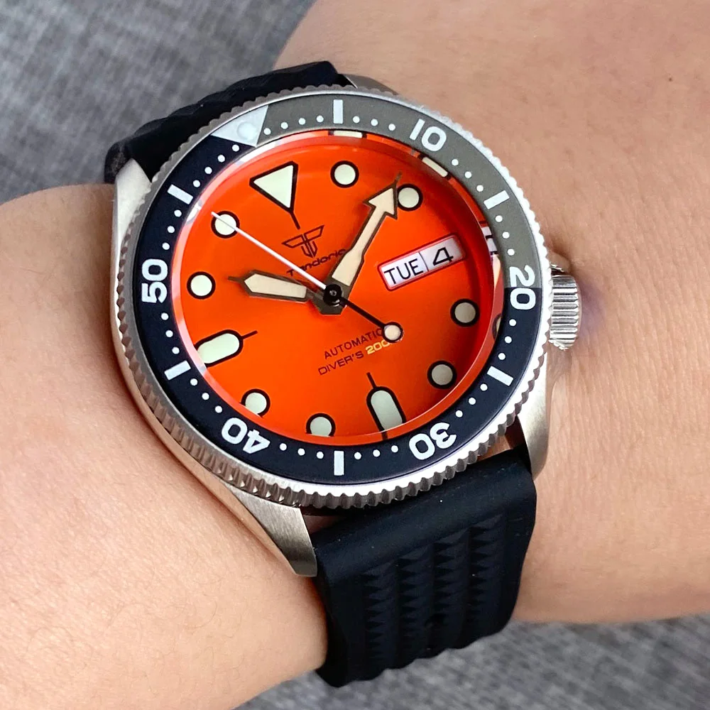 

37mm Tandorio 200m Diving Sapphire Glass Japan NH36 Automatic Men Watch 3.8 O‘clock Crown Rubber Strap 120 Clicks Bezel Luminous