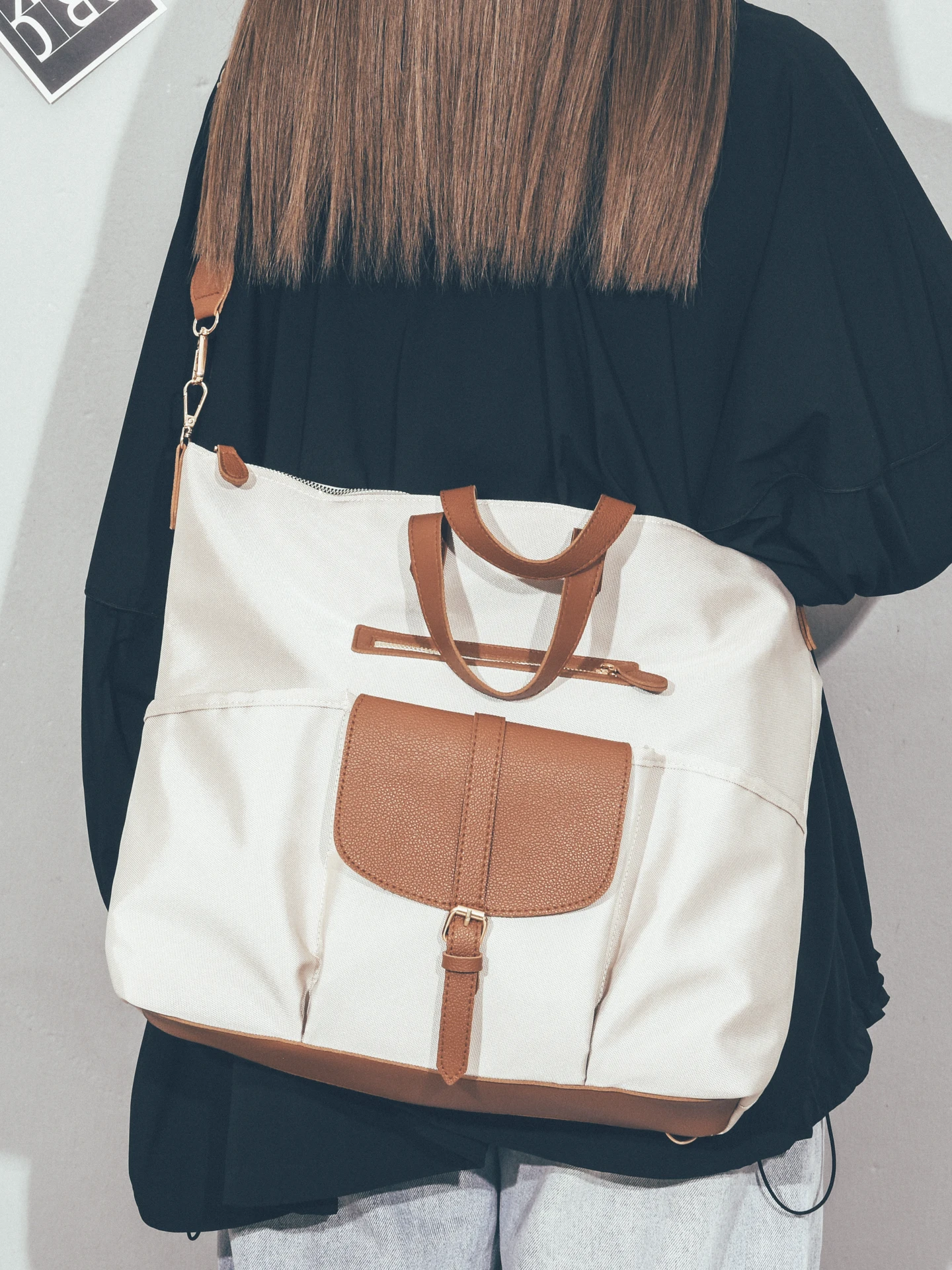fashionable-multi-use-women's-backpack-large-capacity-simple-commuter-travel-bag-crossbody-school-bag-for-work-and-travel