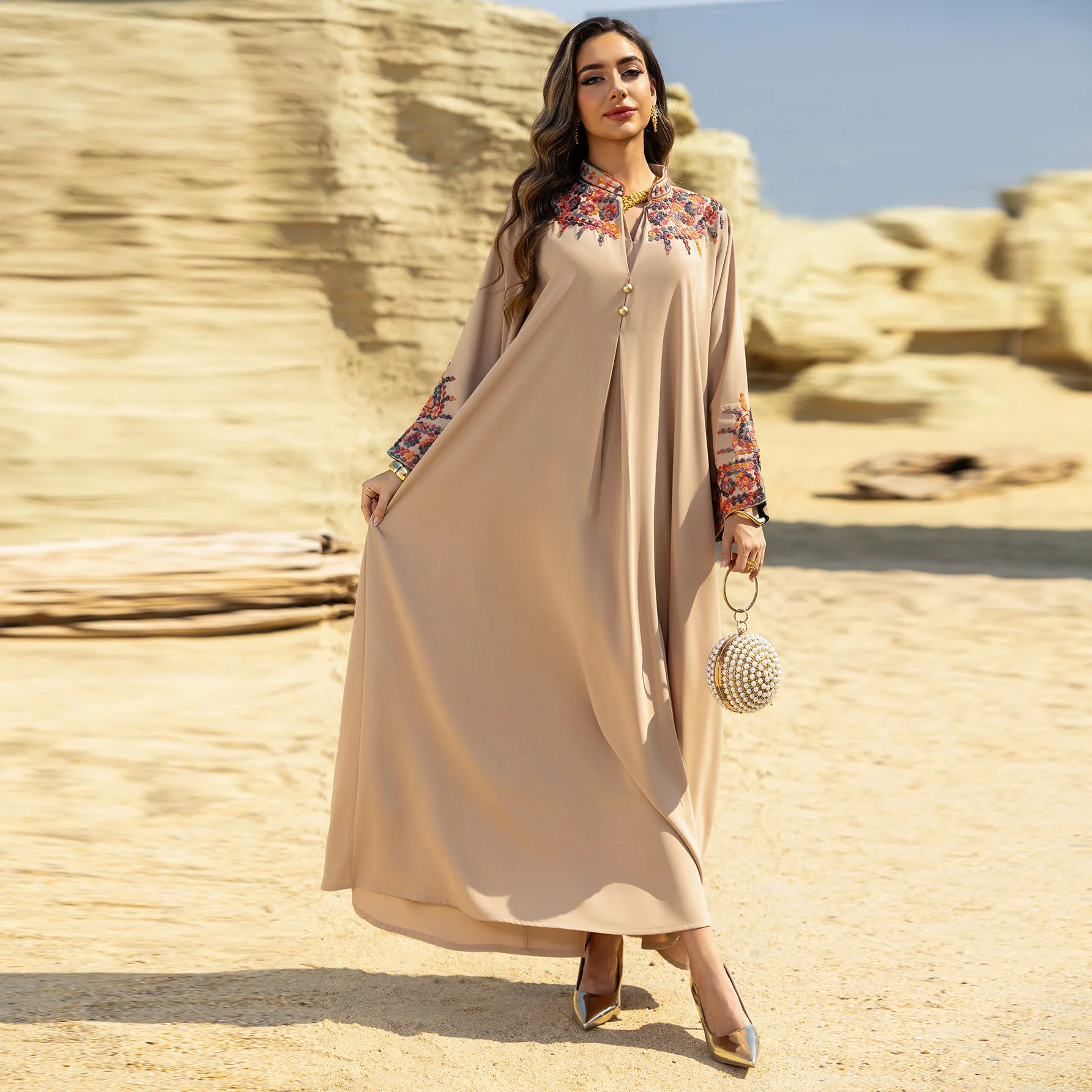 

Dubai Embroidery Dress for Women Abaya Muslim Dresses Caftan Jalabiya Dubai Kaftan Party Largos Ramadan Musulmane Femme Vestidos