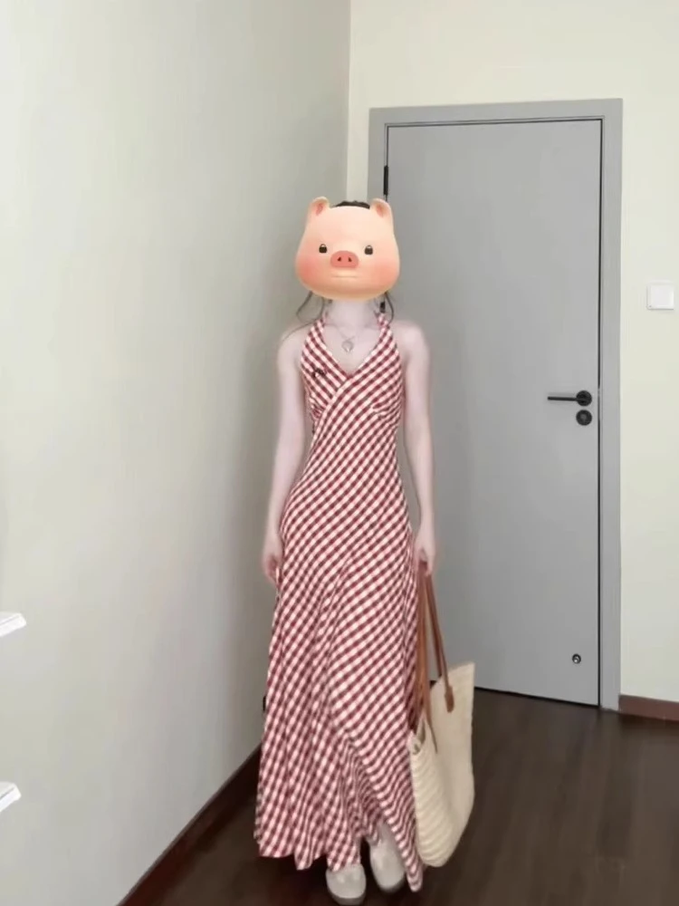 

Ретро-платье в красную клетку с V-образным вырезом и завязками на шее, женское летнее платье нового стиля для пляжного отдыха, с завышенной талией, облегающее, длинное, во французском стиле, А-силуэт