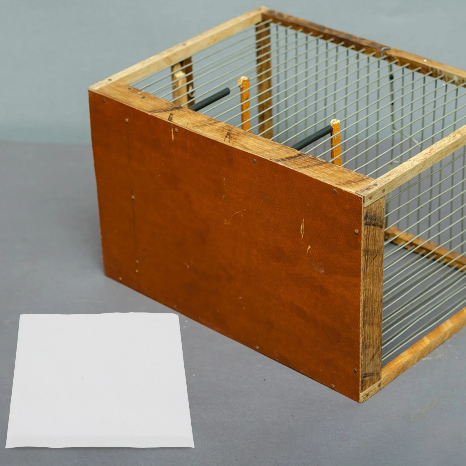 

300pcs Waterproof Sheets Bird Cage Liner Disposable Urine Mat Parrot Bedding Pad Non Woven Fabric Cage Supplies