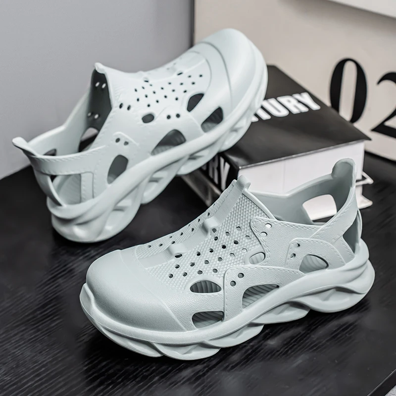 

Летние мужские тапочки, пляжные уличные сандалии, шлепанцы, дышащие сабо, мужская садовая обувь, нескользящие мужские тапочки для пешего туризма и вождения, сандалии