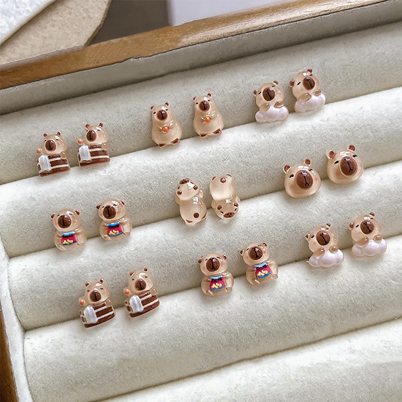 

2/6PCS Capybara Cartoon Stud Earrings Mini Ear Studs Cute Earring Fashion All-match Earrings For Women Jewelry Accessories