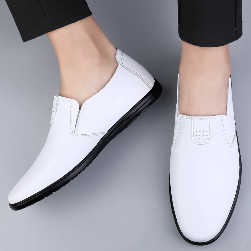 

New men high-end flat shoes European American minimalist fashionable lightweight soft surface odor resistant single shoe