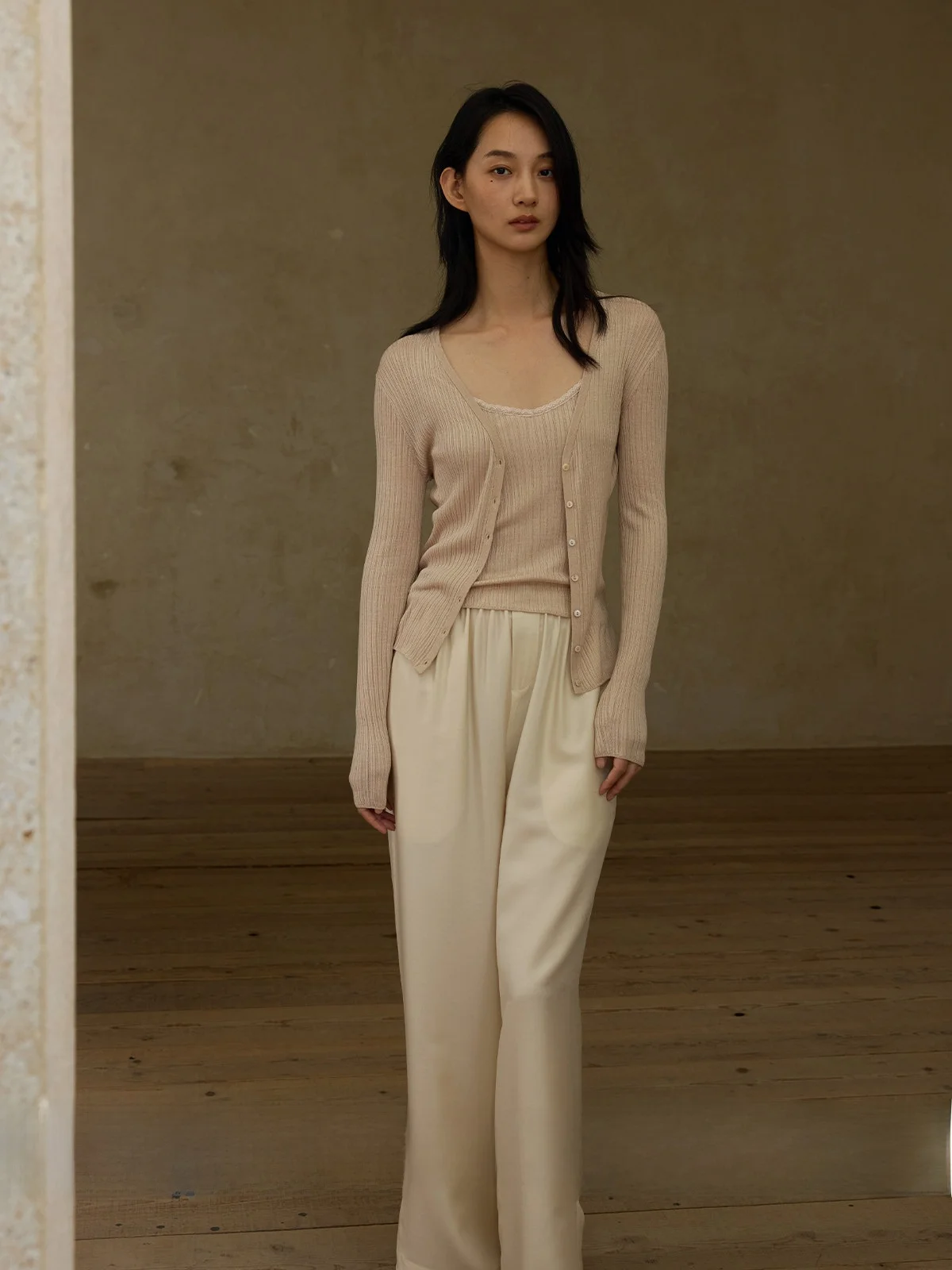 

Ультратонкий шелковый вязаный кардиган Ele, 8-игольная вязка, 20 петель, Commuse Memory, женский, модный, повседневный, с V-образным вырезом, L...