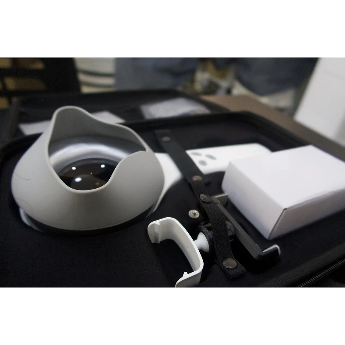 Medical CE 365nm UV Light Vet Skin Examination Veterinary Cat Dog Medical Pet Clinic Animal Wood Lamp Pet Medical Center view 6