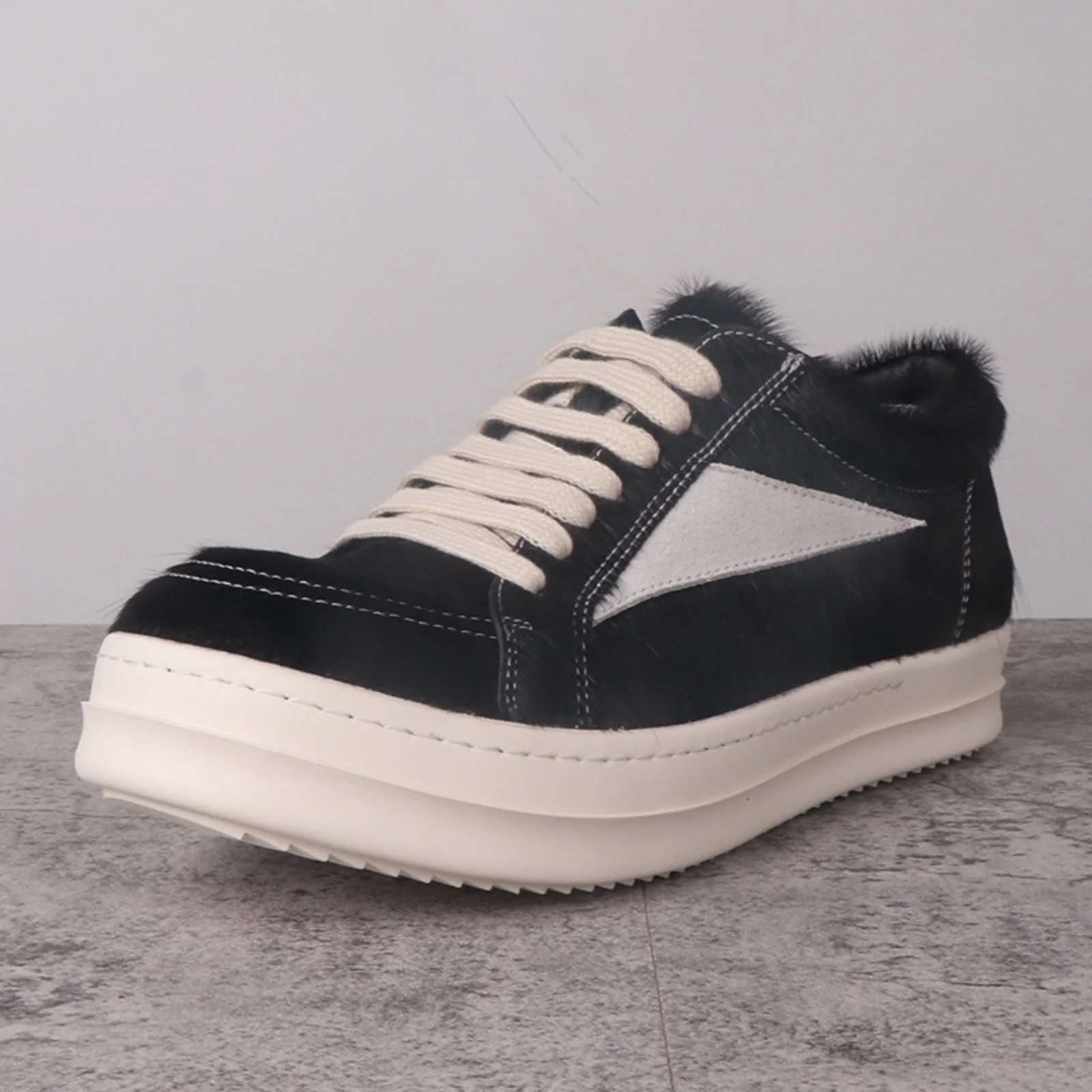 Kualitas Terbaik Sneakers kasual pria dan wanita 35-48 merk desainer kulit asli sepatu tenis Punk Goth tren rambut kuda sepatu RO