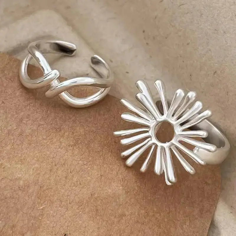 1/2 PCS Sweet Cool Geometric Lines Flower Hollow Firework Adjustable Rings For Women Fashion New Jewelry Gift Party