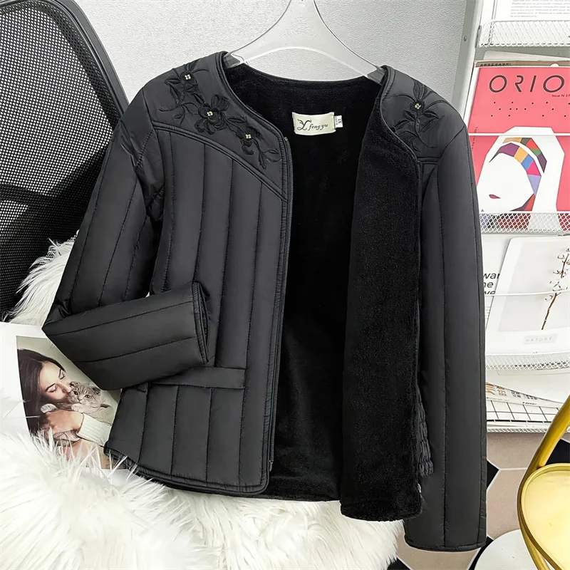 أسفل أسفل معطف سترات المرأة الجديدة الخريف الشتاء منتصف العمر المسنين الدافئة القطن وسادة مبطنة المخملية بطانة قصيرة أبلى السيدات #2