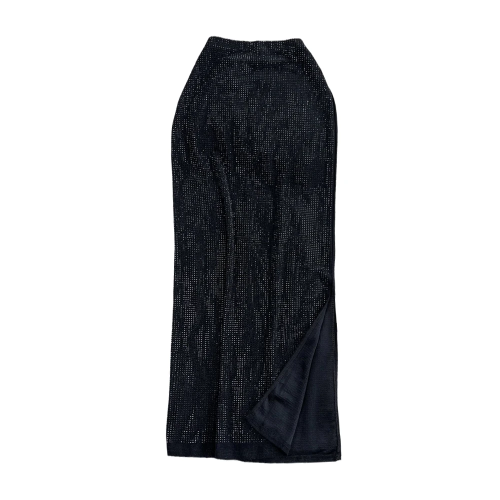 Elegancka spódnica o kroju litery A, o średniej długości, z wysokim stanem, wyszczuplająca, z rozcięciem z boku i zdobieniami z diamentów dla młodych kobiet.