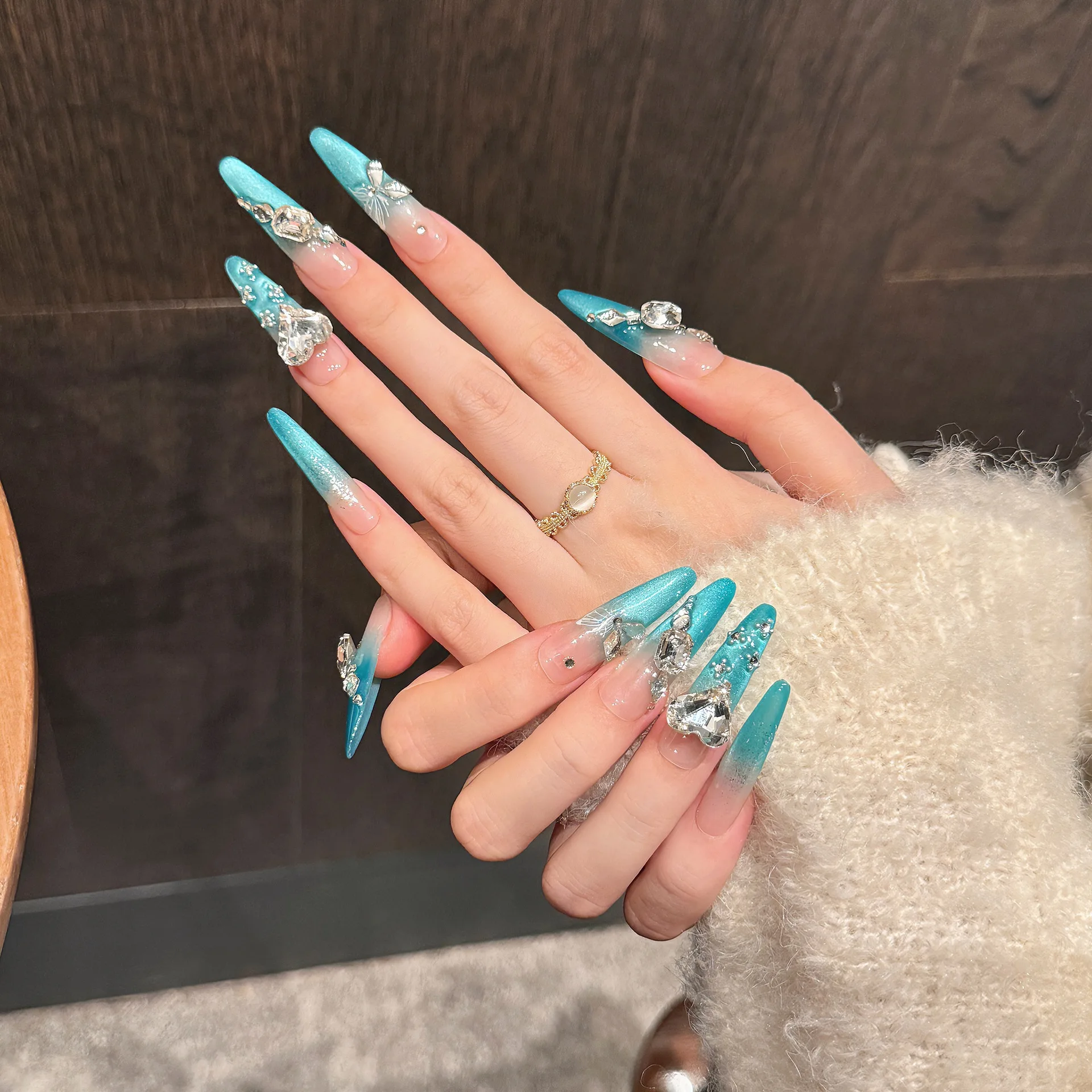 Luxury Handmade Long French Press on Nails Gradient Blue Cat Eye Fake Nails Wearable Heavy Metal Love Crystal Design False Nails