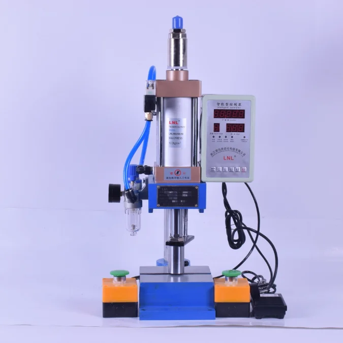 200 كجم اللكم الهوائي 63 نوع مقاعد البدلاء السلطة الصحافة عالية الدقة آلة التثبيت آلات ثقب الصحافة الهوائية الصغيرة