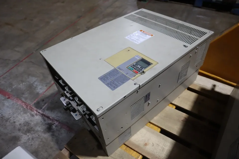 Brand New CIMRAU4A0296AAA REV C VARIABLE FREQUENCY DRIVE STOCK CC26 for PLC