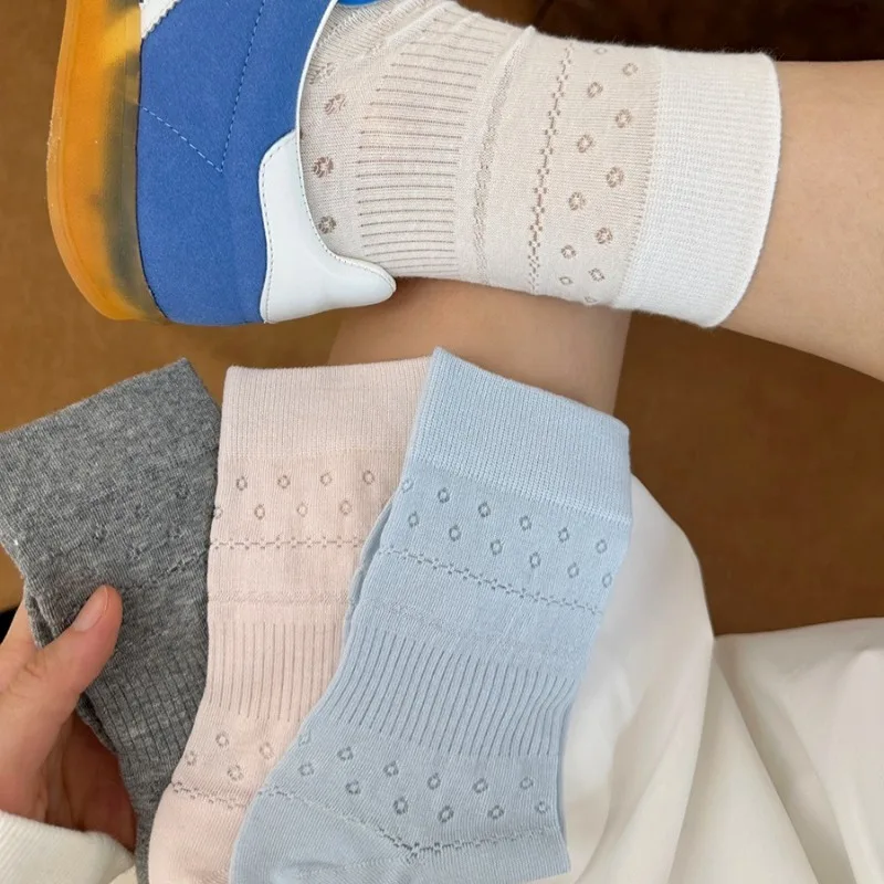 5 pares de calcetines blancos a media pantorrilla para mujer con malla transpirabilidad calcetines altos de moda para mujer calcetines de agarre escolar para niña medias al por mayor