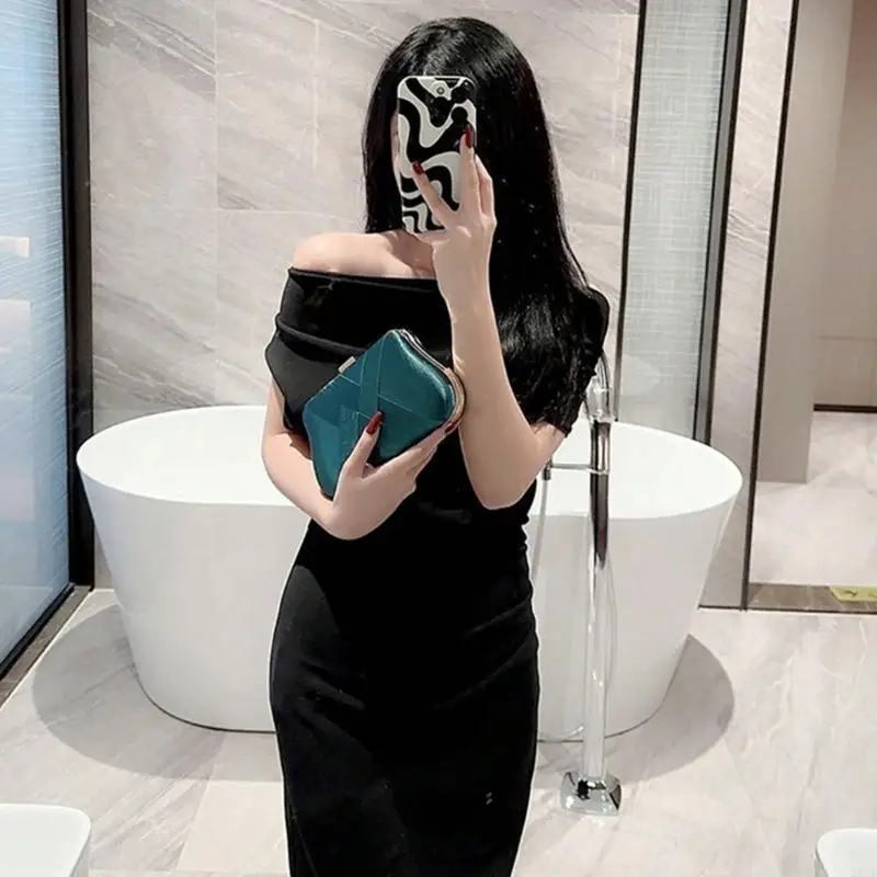 

Elegant Shoulder Bag Evening Clutch Purse for Special Occasions and Celebrations 20CA