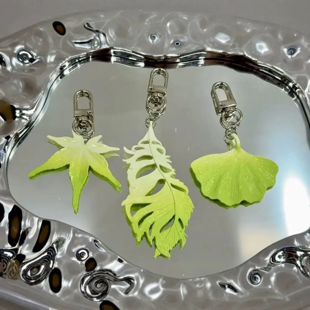 الفن العصرية سبيكة مابل ليف المفاتيح بسيطة تنوعا مابل ليف قلادة ملونة الكرتون الجنكة ليف كيرينغ مجوهرات حلية