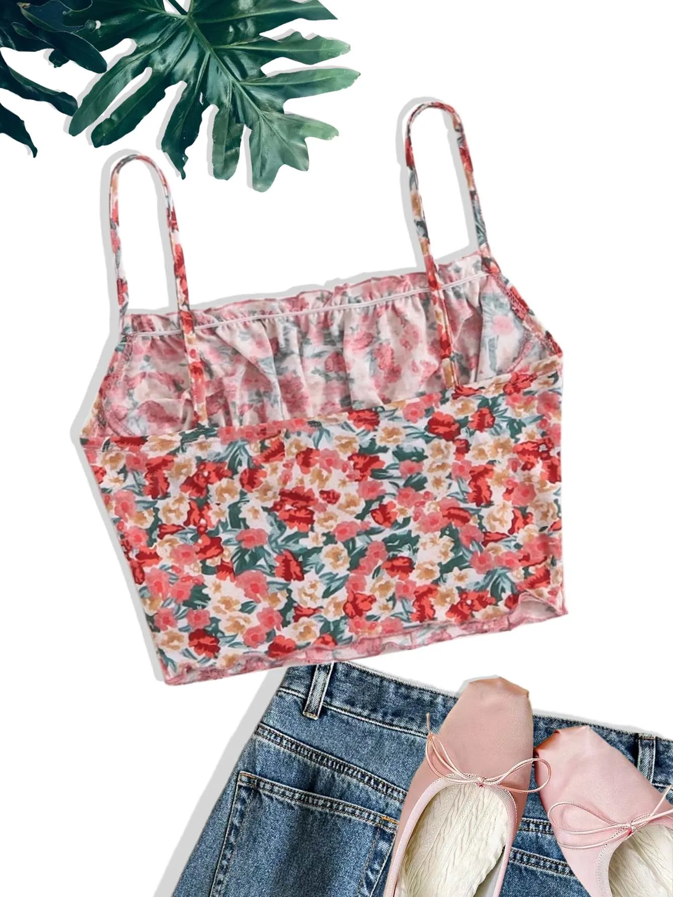 Women Floral Print Ruffle Trim Straight Neck Thin Spaghetti Strap Vertical Pleated Cropped Cami Top Slim Fit Summer Casual Beach
