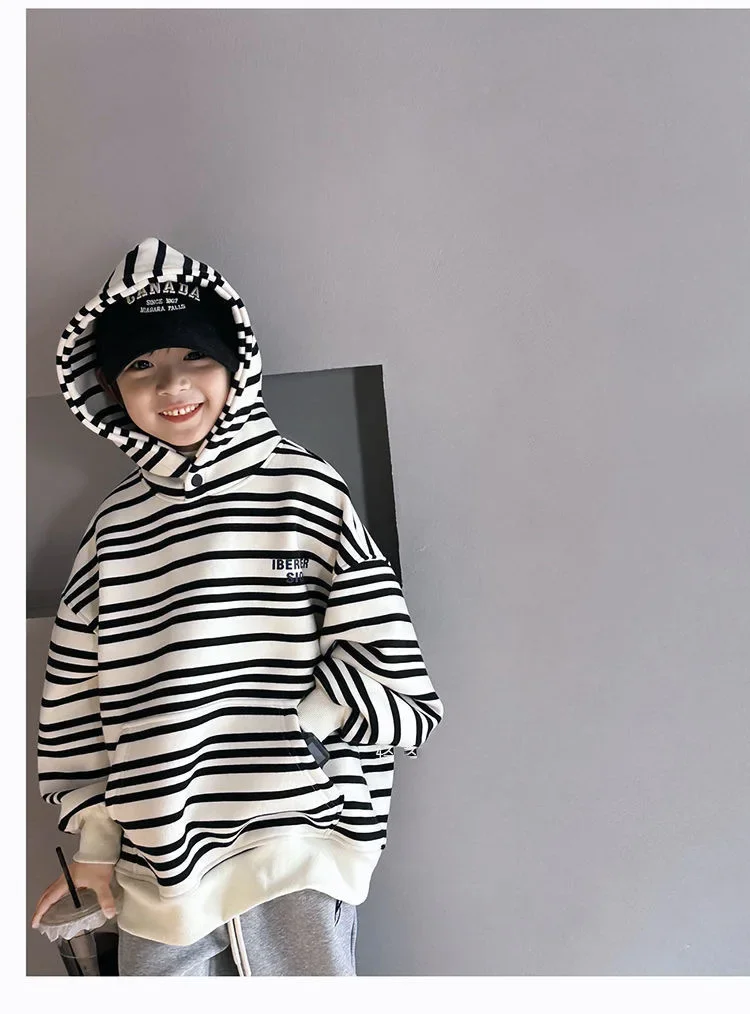 ZOETOPKID Frühling Herbst Schulkinder 2-teiliger Trainingsanzug Jungen Lockerer Gestreifter Pullover+Graue Jogginghose Workout-Sets Kinder Jogger-Outfit – Detail 9
