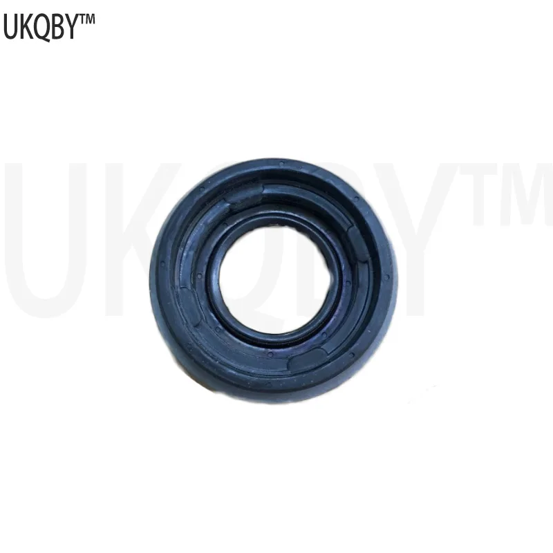 Suitable for 08-15 Ch ev ro le t Ca pt iv a right front half axle oil seal 6-speed/24260763 automotive parts