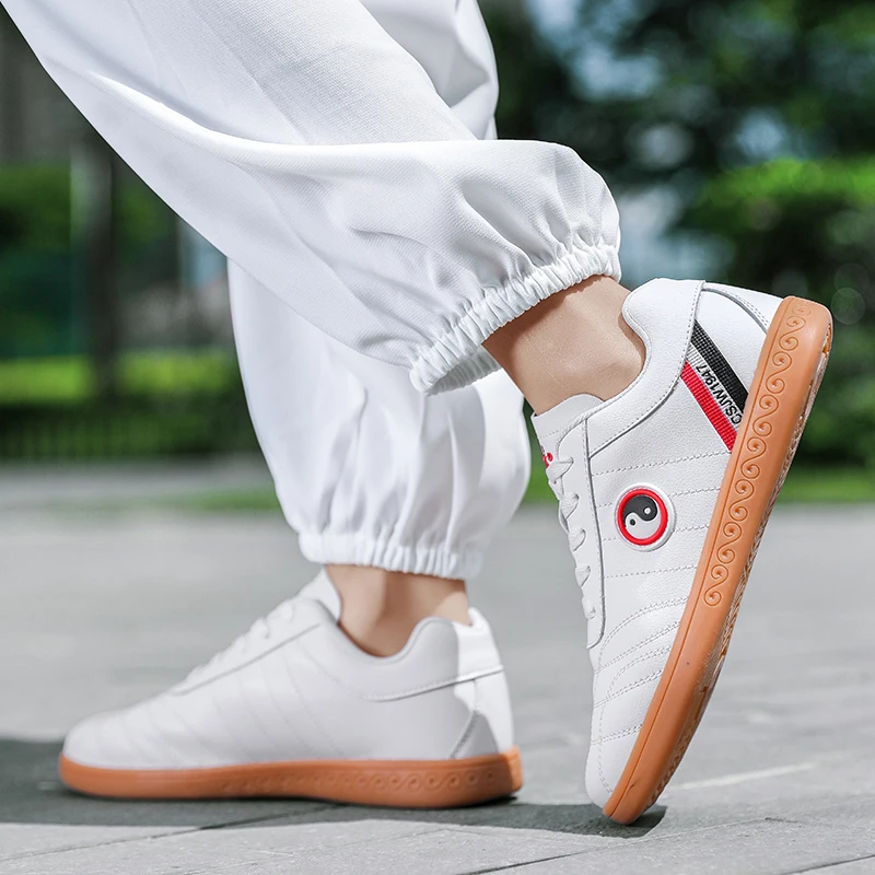 

Chinese Kung Fu, martial arts, Tai Chi shoes, men's and women's karate, martial arts, wrestling sports shoes, martial arts shoes