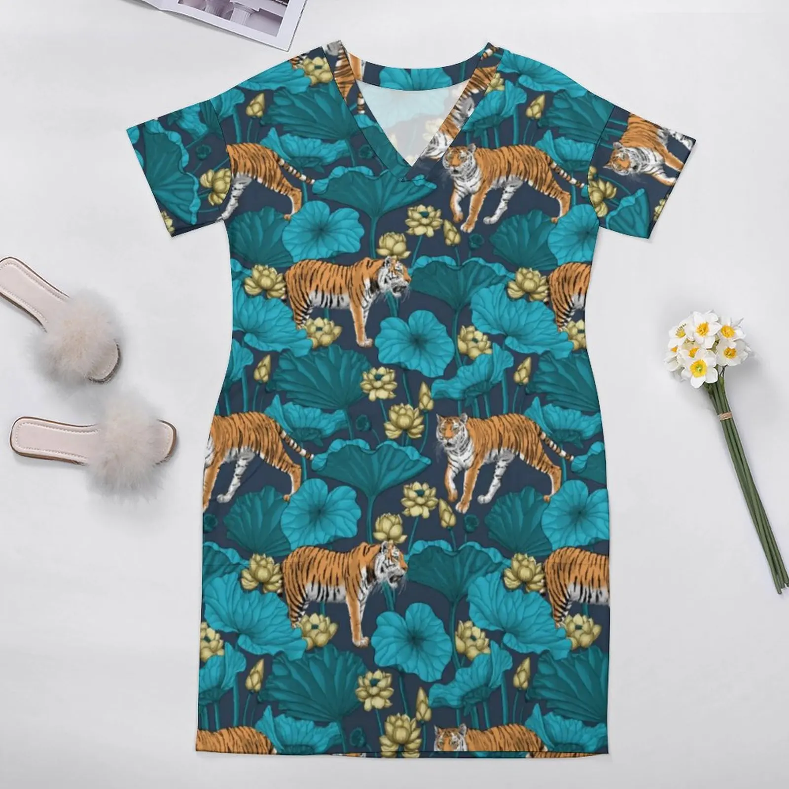 Vestido informal de verano con estampado de tigre salvaje para mujer, ropa Kawaii con estampado de Lotus Pond, cuello de pico, talla grande 4XL 5XL