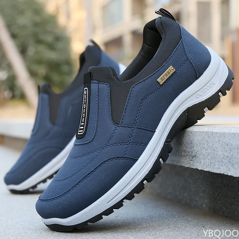 アウトドアカジュアル快適メンズシューズ春新作軽量通気性シンプルスポーツシューズおしゃれ万能ローファー