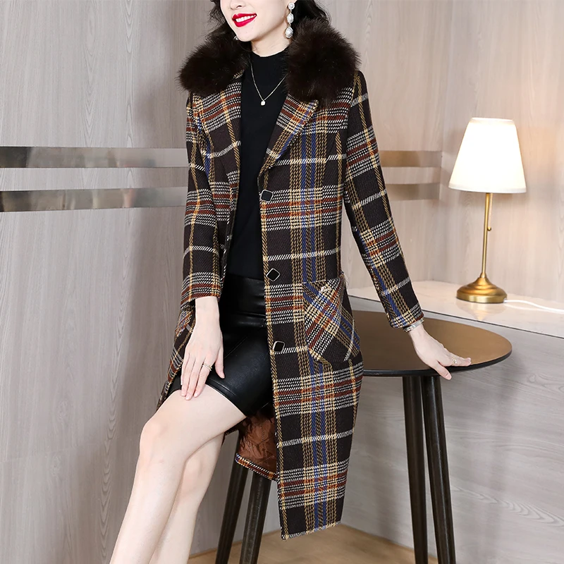 2023 Winter New Checkered Printed Fashion Cotton Coat for Women's Mid length Plush Neck Loose Large Size Slim Knee Length Coat