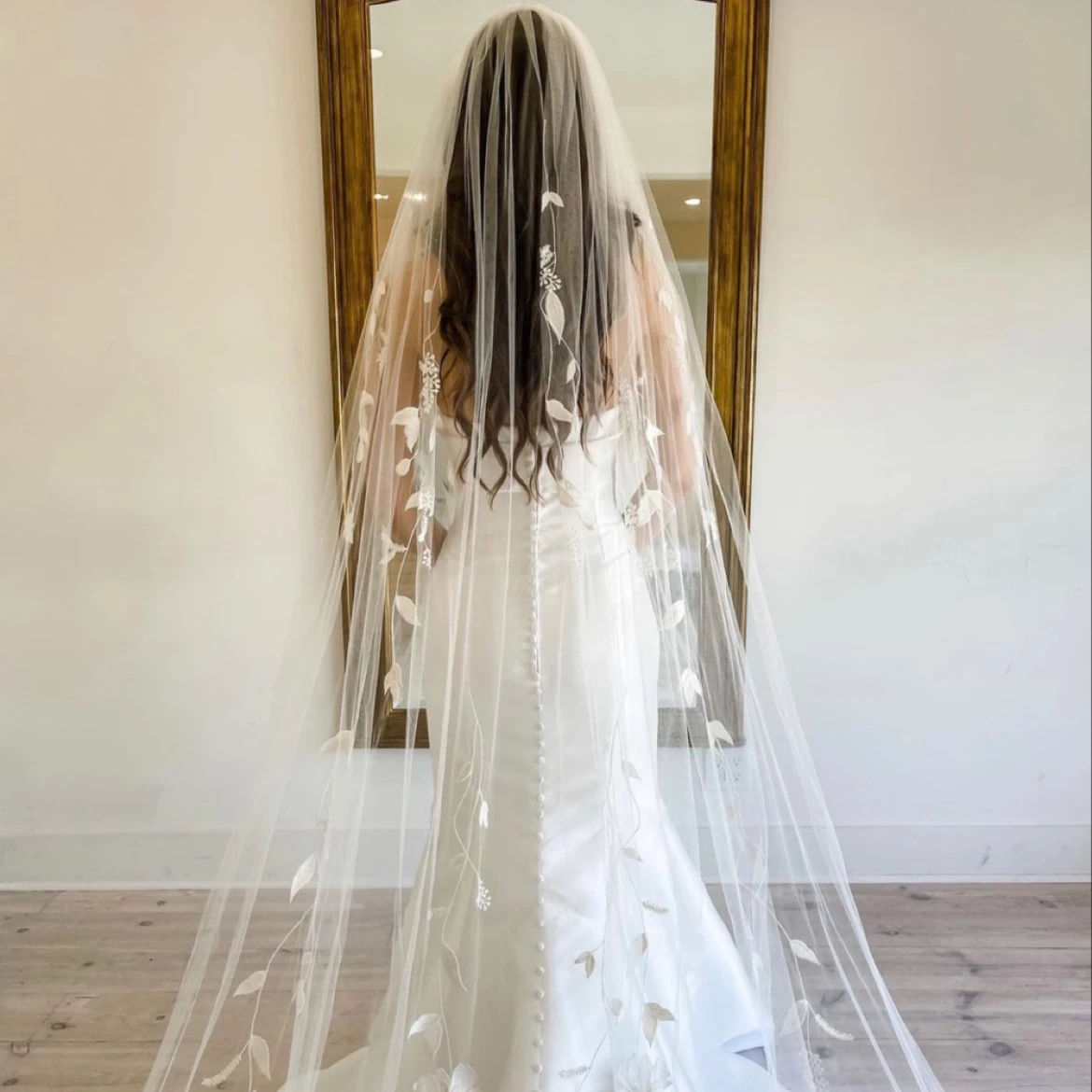 Bridal Wedding Mori Lace Long Mop Floor Veil Single Layer High-end Custom Photography Leaf Headdress Churches