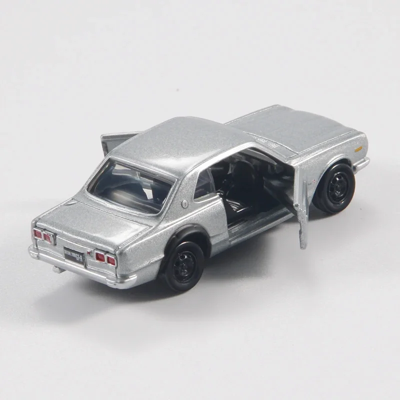 TAKARA TOMY-modelo de coche de juguete de aleación fundido a presión para niños, juguete coleccionable para niños, buque insignia TP34 Nissan Skyline GTR, 1:64 caja negra