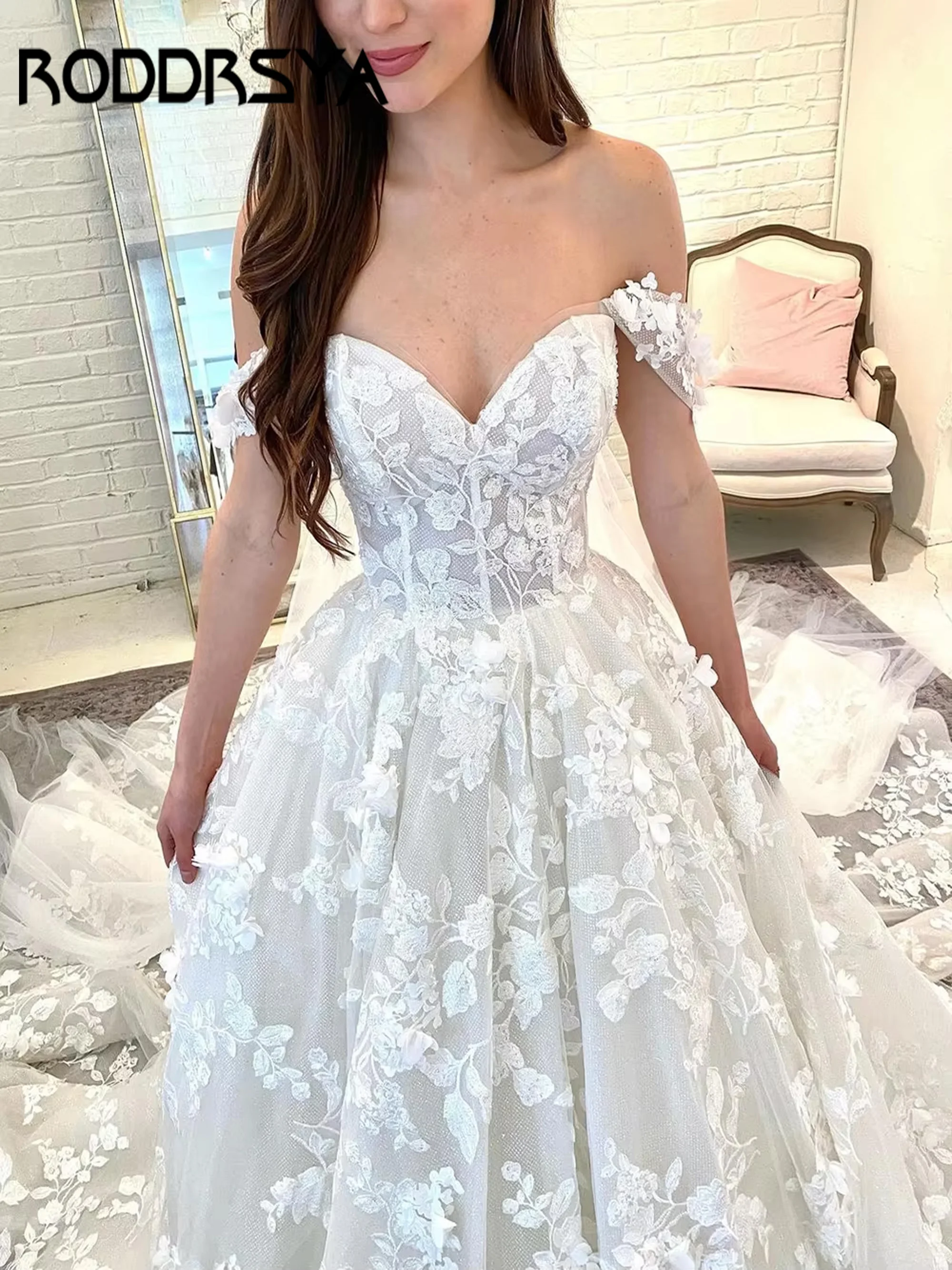 Thumbnail 3 - #28 Womens Classic Wedding Dress List of Top Picks