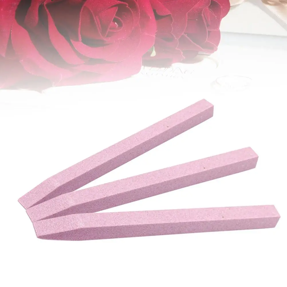 3 szt. Zestaw do manicure i pedicure: polerka, narzędzie do usuwania skórek, pisak do paznokci, grawerka, suszarka.