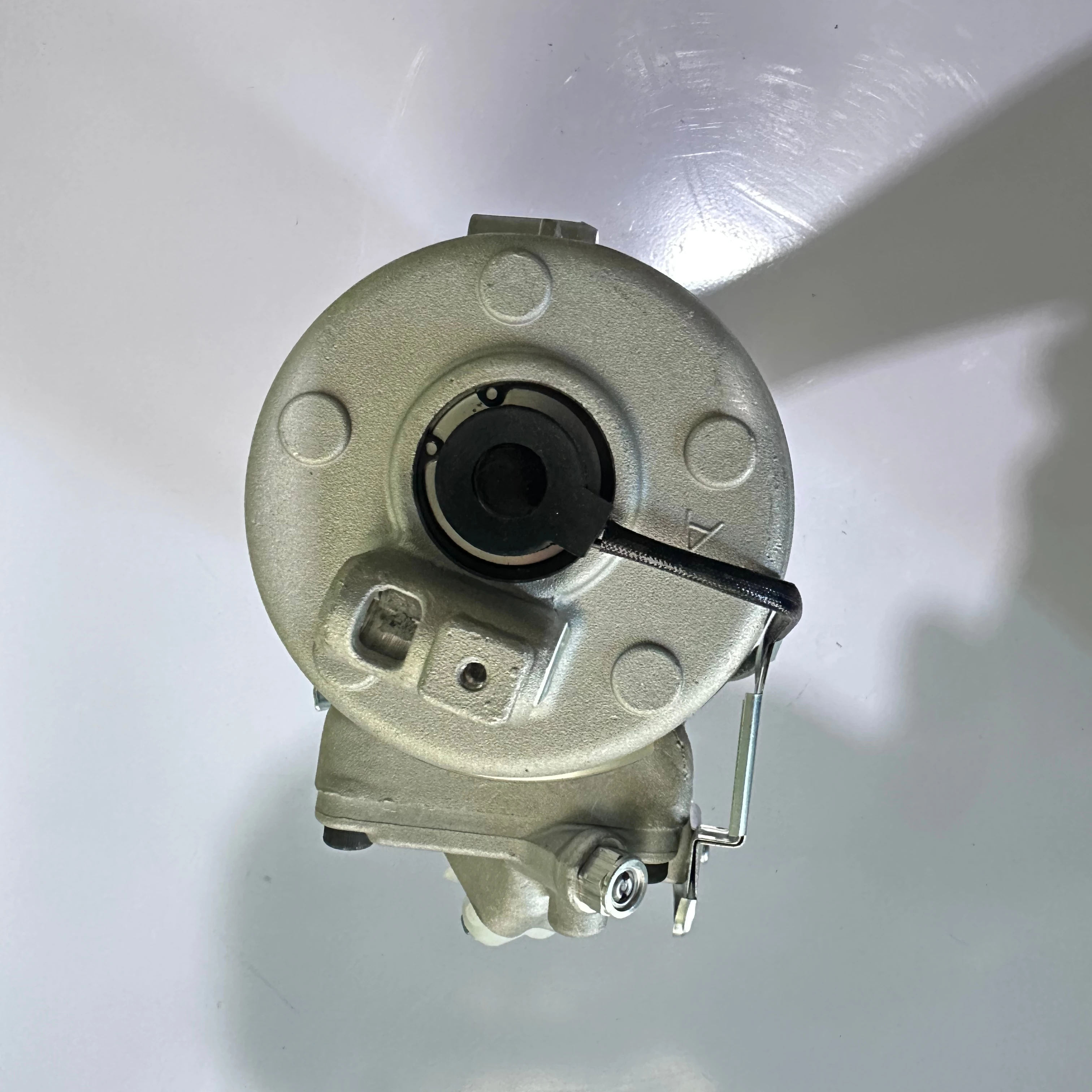 AC Compressor Clutch W/pulley 883100R014 883100R013 8831042333 88310-42330 88310-42331 for RAV4 Camry 6ESU16C Corolla/Matrix