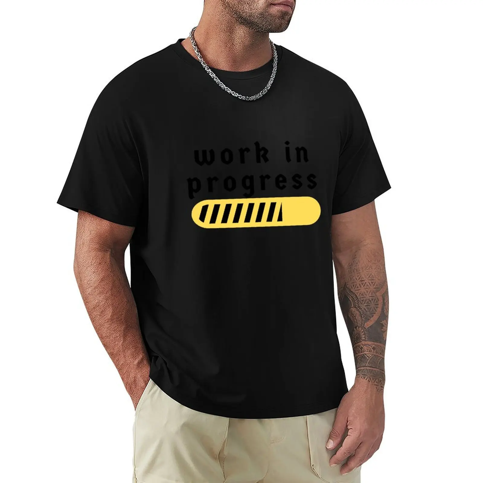 T-shirt "Travaux en cours" en tissu confortable et extensible