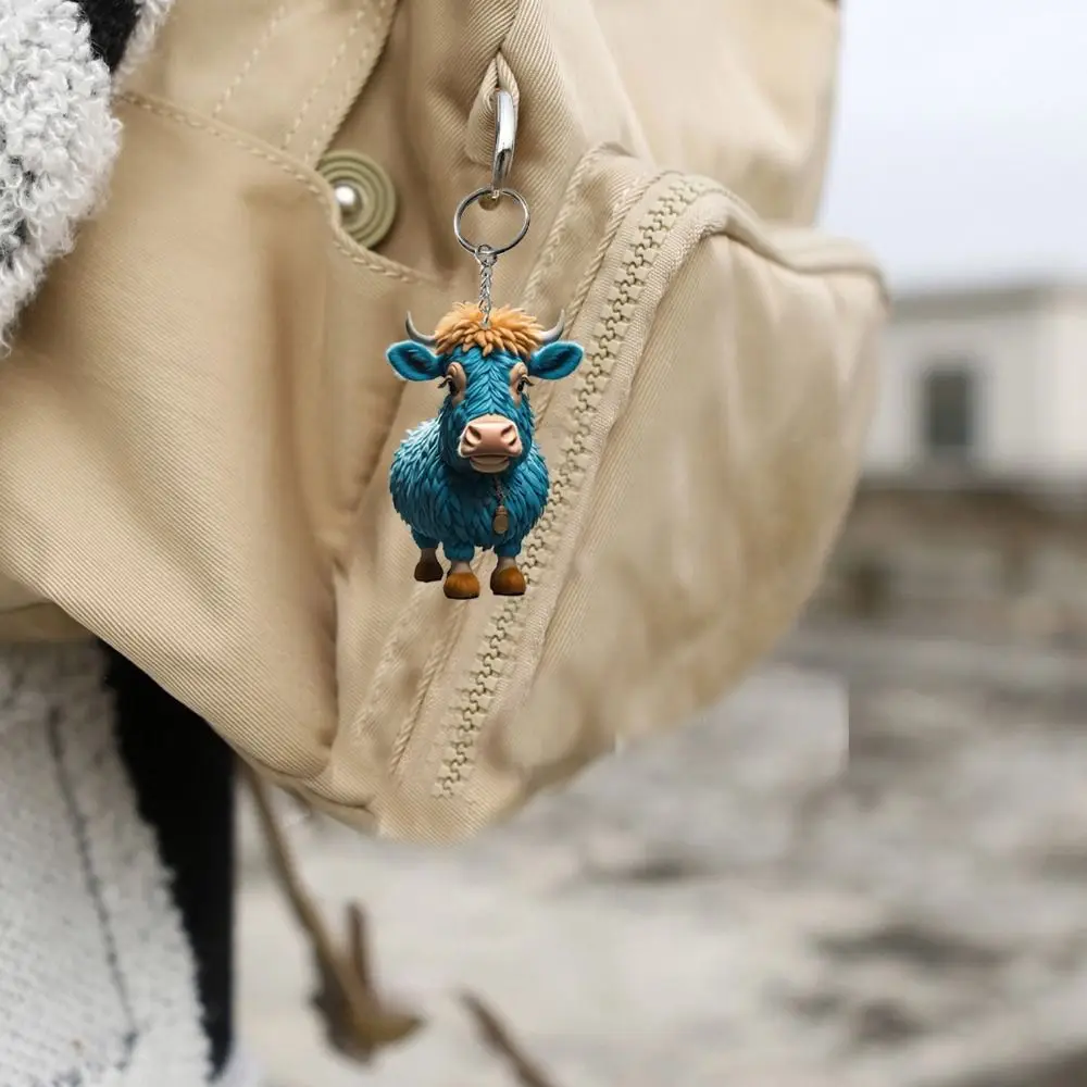 Highland cattle Cute Car Keychain New Cartoon 3.15in Yak Key Holder Acrylic Backpack Pendant Cow Key Ring Christmas Gift