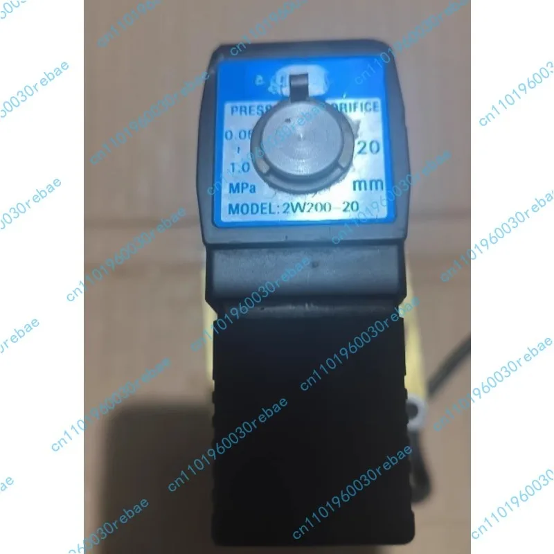 

2W200-20, DC24V 6.5W. Pressure range 0.05-1.0MPa, IP65 protection level, 2/2 Way double position double flow, tested OK