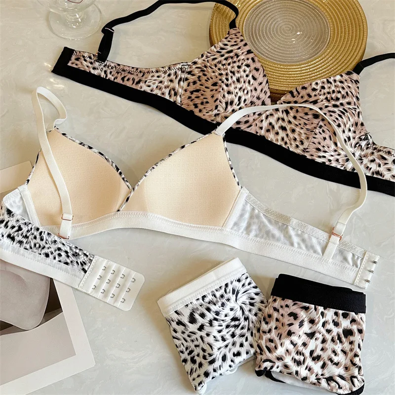 UBAU Leopard print triangle cup small breasts gathered underwear women without steel ring comfortable anti-breathable bra set