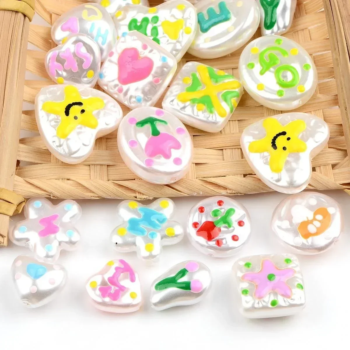 10pcs/20pcs Random Shape Acrylic Decorative Beads Assortment with Hearts, Tulips, Letters - DIY Making Supplies for Bracelets