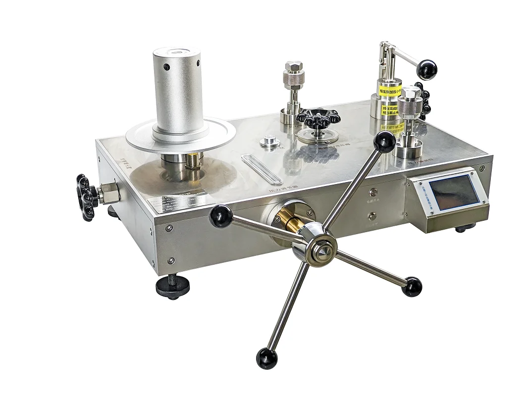 Factory Price  100Mpa Piston Pressure Gauge  YWT-100  Accuracy 0.05%/0.02%/0.01%  Pressure Calibrator